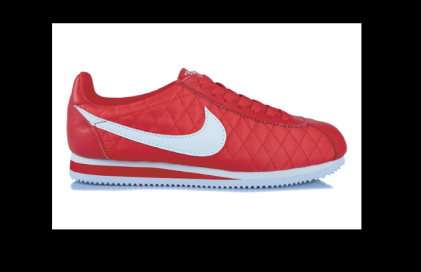 red nike shoe